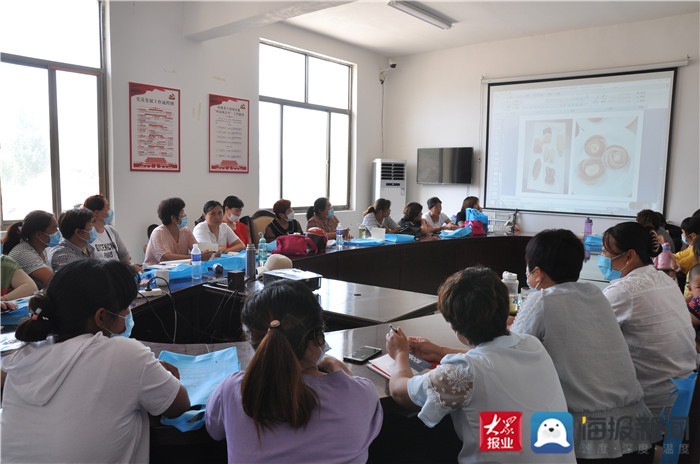 华丰镇面点师职业技能培训班正式开班，助力提升劳动技能